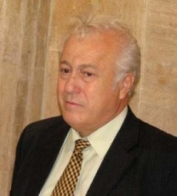 Fostul deputat liberal Traian Dobre a fost evacuat cu forţa din sediul biroului parlamentar